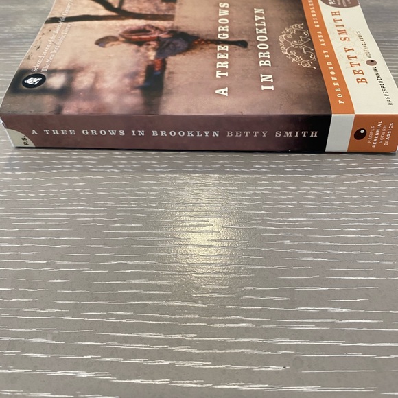 A Tree Grows in Brooklyn by Betty Smith - Picture 2 of 3